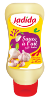 Bâtonnets de poulet à déguster avec la sauce à l'aïl bâtonnets de poulet à déguster avec la sauce à l'aïl